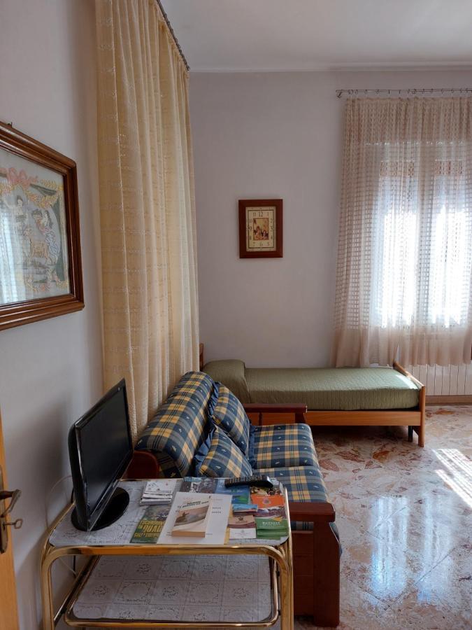 Apartamento Casa Vacanze Lina San Mauro Castelverde Exterior foto